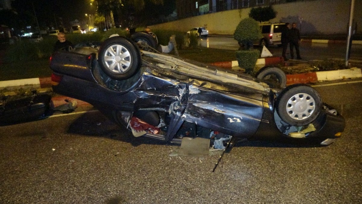 Antalya da alkollü sürücü kaza sonrasında ehliyetini düşündü  #1