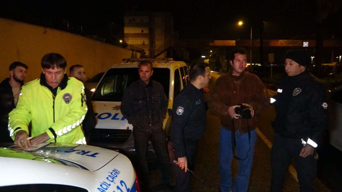 Antalya da alkollü sürücü kaza sonrasında ehliyetini düşündü  #3