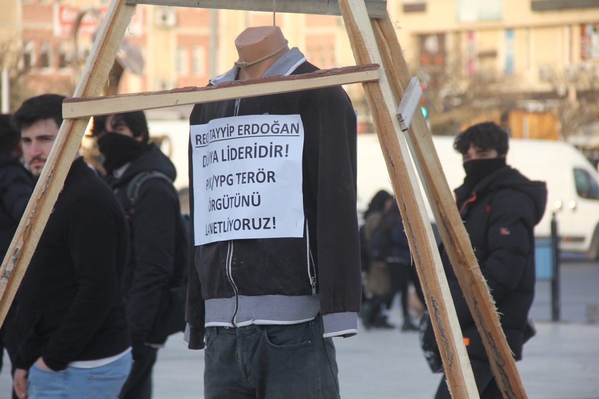 Erzincan’da İsveç’e idam sehpalı tepki #3