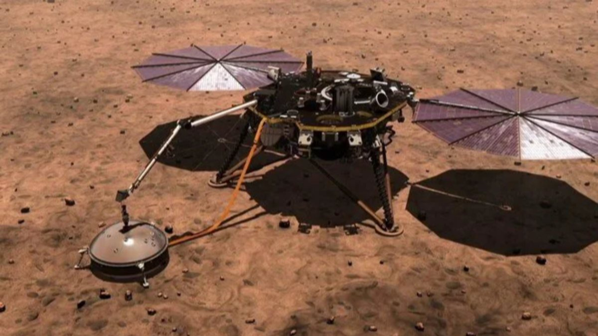 InSight, Mars’ta sismik dalgaları ilk kez tespit etti
