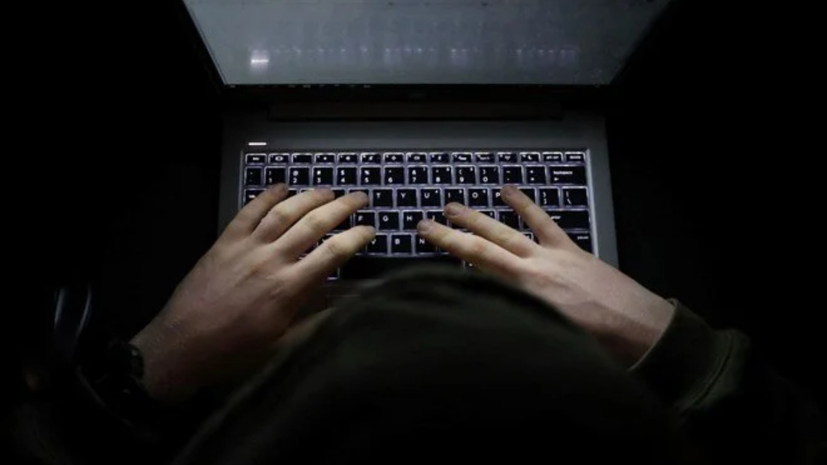 İsviçre, internet ortamına casus yerleştirecek