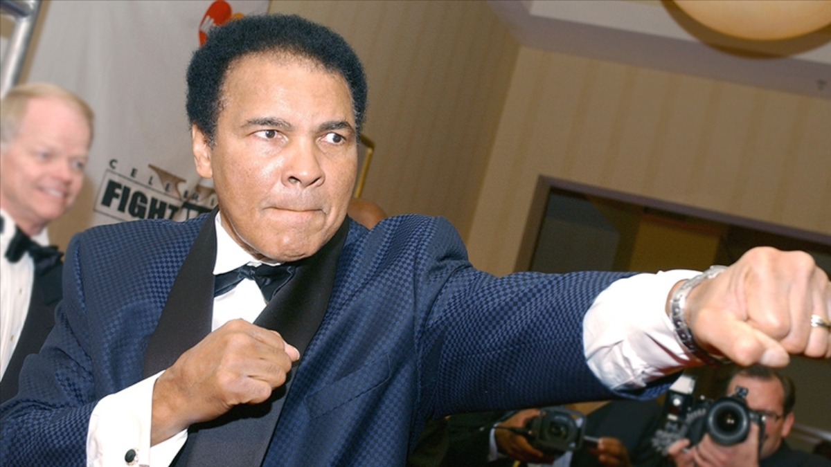 Muhammed Ali 7 nci yılında anılıyor