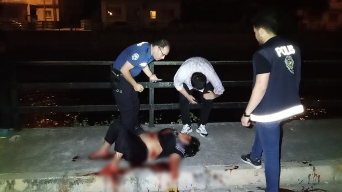 Adana'da kıskançlık krizine giren adam sevgilisini defalarca bıçakladı