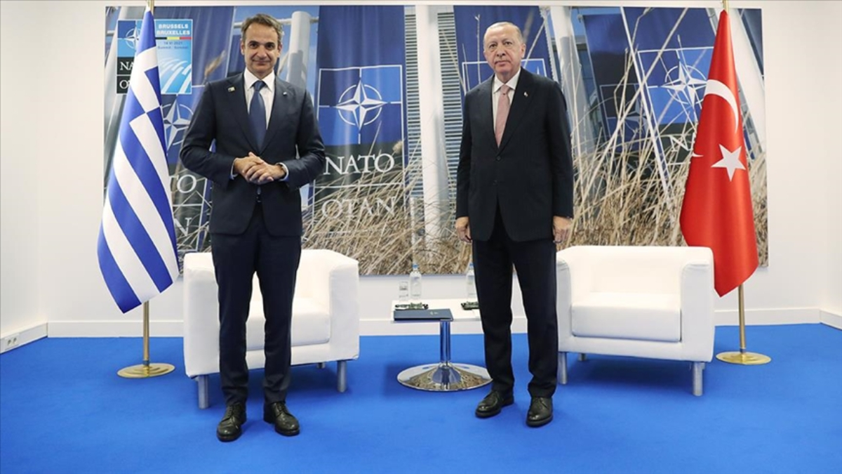 Yunan basını: Atina, Türkiye'yle ilişkileri pekiştirmek istiyor