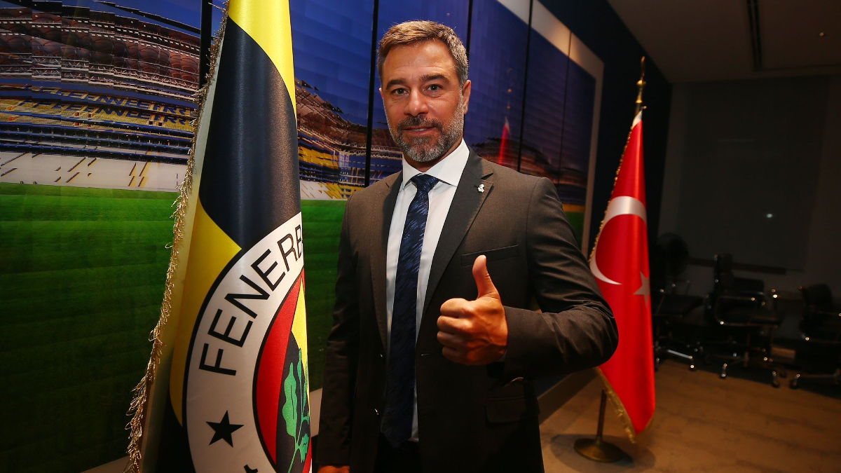 Fenerbahçe Kadın Futbol Takımı'nda Gökhan Bozkaya dönemi başladı