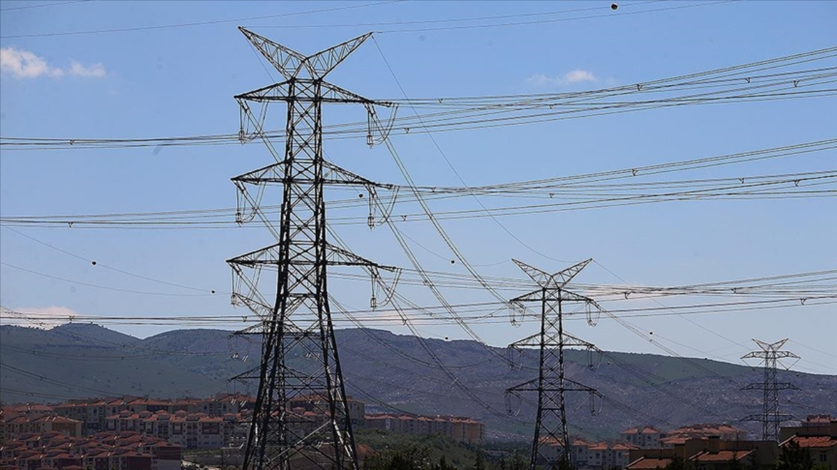 Elektrik tüketiminde yeni rekor kırıldı