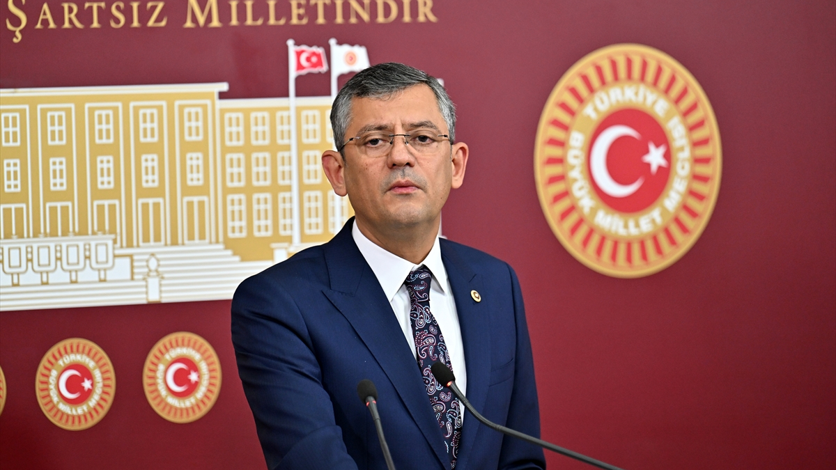 Sızdırılan zoom toplantısında adı ihanetle anılan Özgür Özel'den ilk açıklama