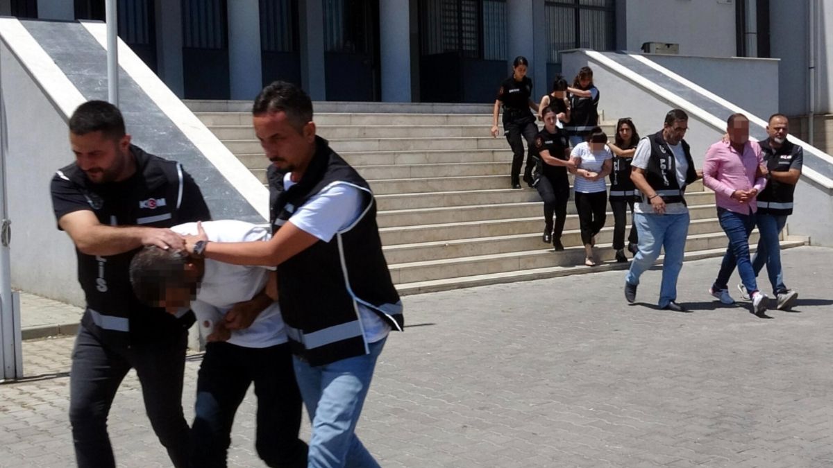 Aydın'da faizle para verdikten sonra kaçırıp senet imzalattılar
