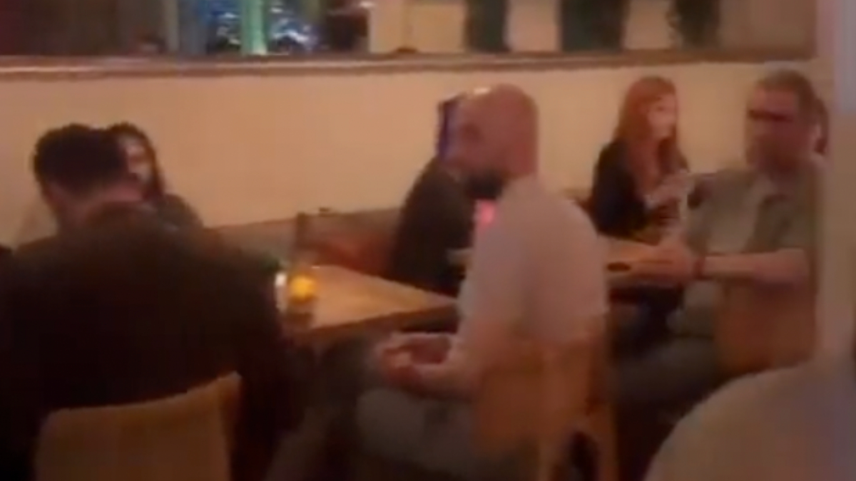 Cihangir'de 'hızlı flört' etkinliği düzenleyen kafe kapatıldı