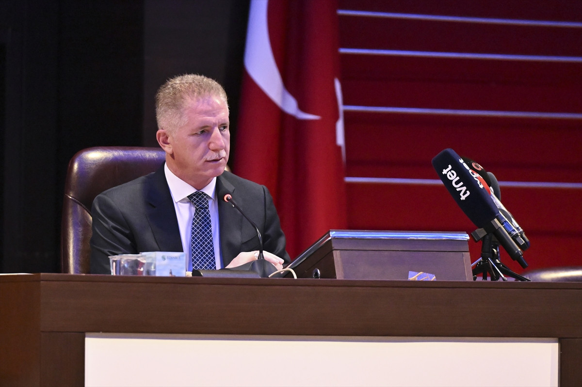 Davut Gül: İstanbul'da dilenciliği tamamen ortadan kaldıracağız