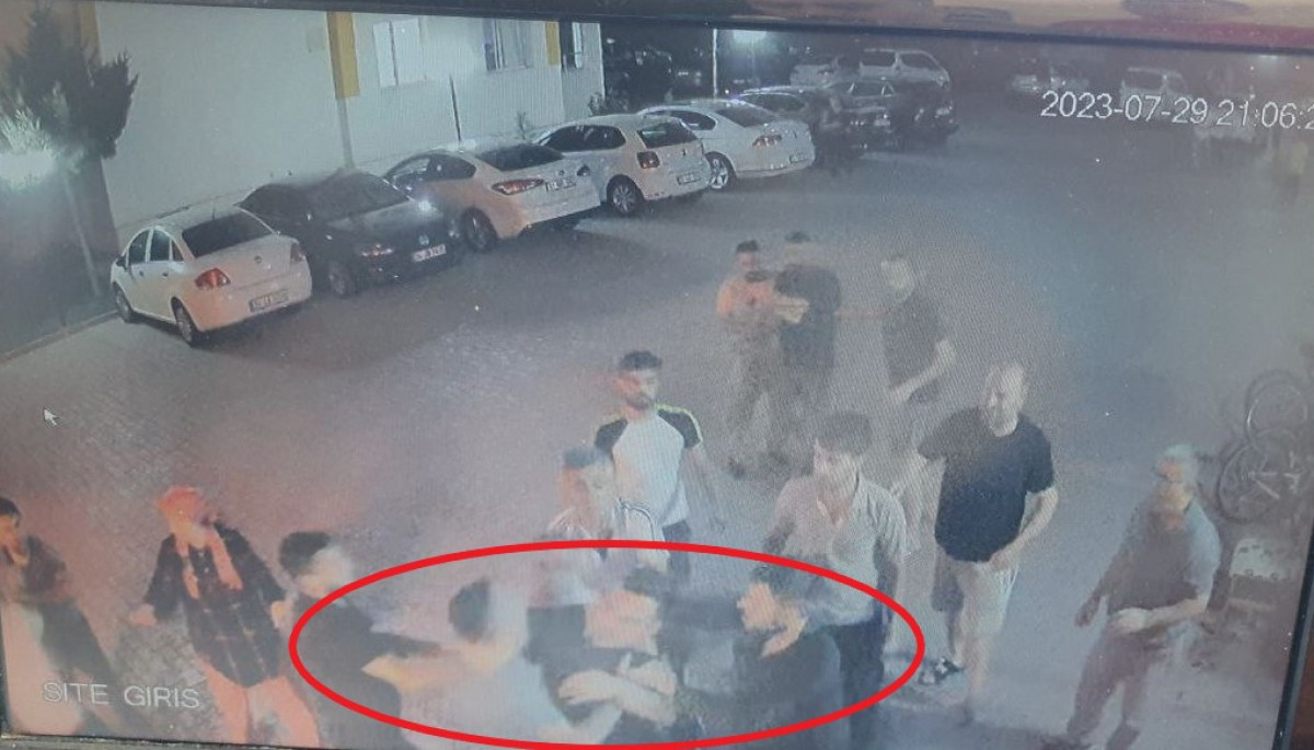 Diyarbakır'da kirayı 10 bin liraya çıkarmayan kiracıyı yakınlarıyla birlikte dövdü