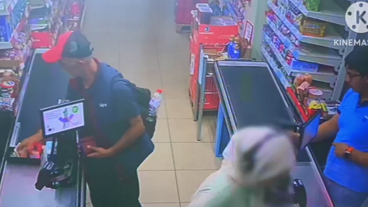 Aksaray'da alışveriş yaparken gördüğü paraları çaldı