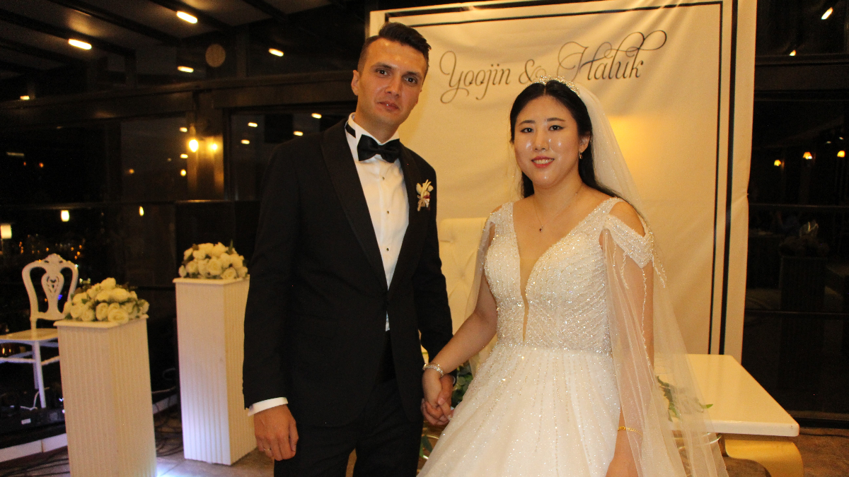 Güney Koreli gelin gönlünü Amasyalı Türk askerine kaptırdı