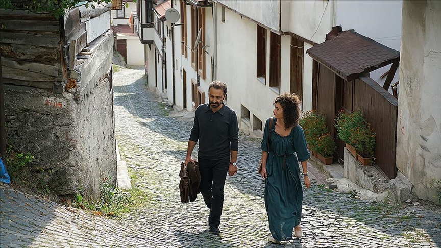 Eleştirmenlerden tam not alan Ceviz Ağacı filmine Fransa'dan ödül