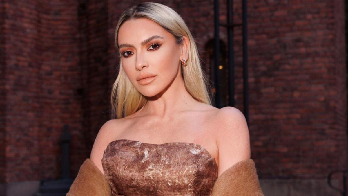 Hadise'nin çocukluk fotoğrafı sosyal medyayı salladı! Gören şaştı kaldı