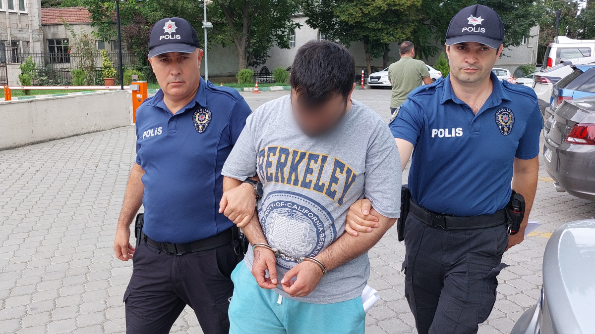 Samsun'da canı sıkılan adam AVM'den hırsızlık yaptı