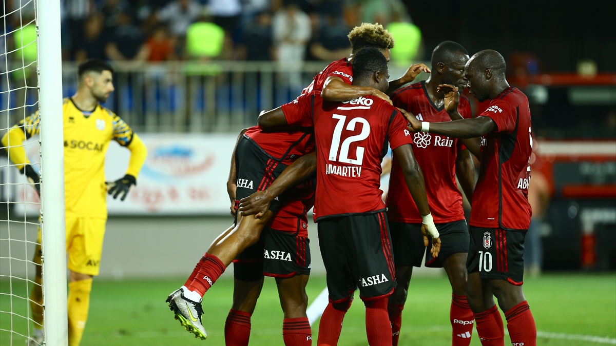 Konferans Ligi'nde Beşiktaş, Neftçi'yi deplasmanda 3-1 yendi