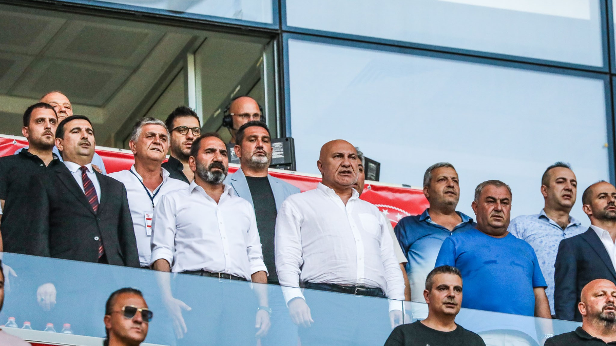Samsunspor Başkanı Yüksel Yıldırım: Daha transfer dönemi bitmedi