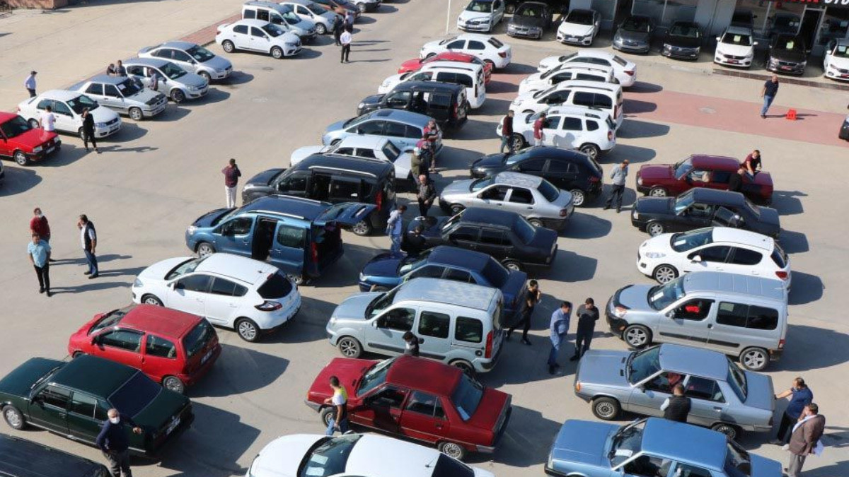 Sıfır araç satışları durdu! Yeni kampanyalar gelebilir