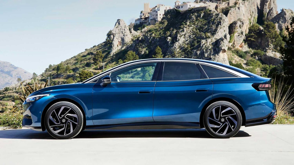 Passat'ın yerini alacak! Tamamen elektrikli Volkswagen ID.7'nin üretimi başladı