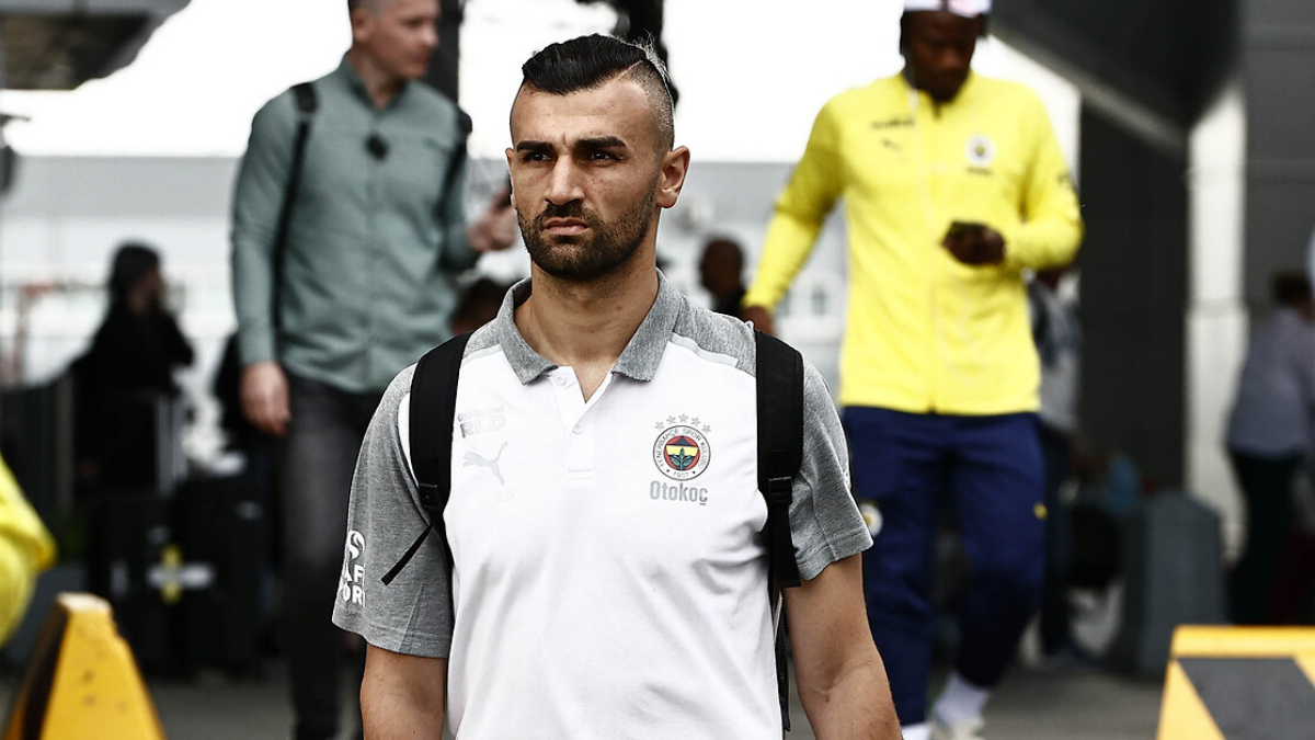 Serdar Dursun karar veremiyor! 3 ülkeden teklif var