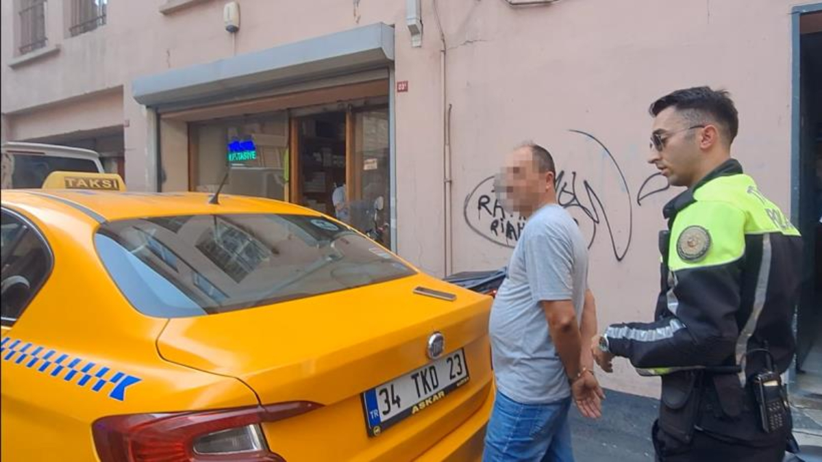 İstanbul'da denetim kaçan taksi şoförü kovalamaca sonucu yakalandı