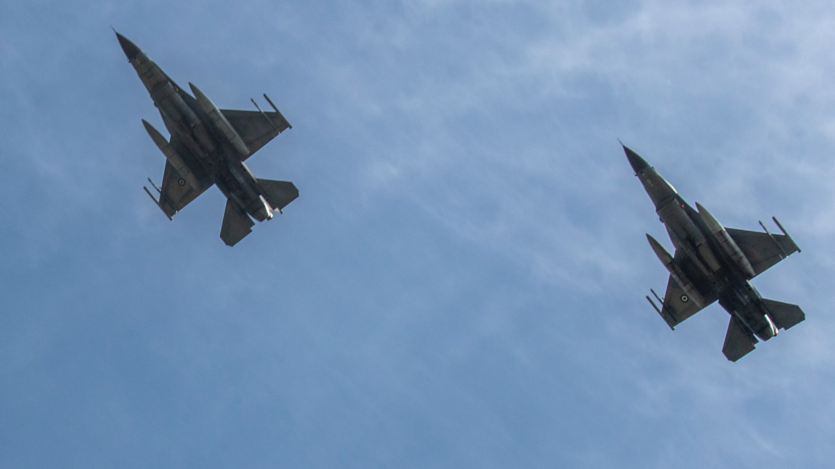 Ukraynalı pilotlara ekimden itibaren ABD'de F-16 uçuş eğitimi verilecek