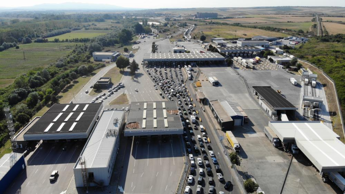 Gurbetçilerin sıladan hüzünlü yolculukları devam ediyor