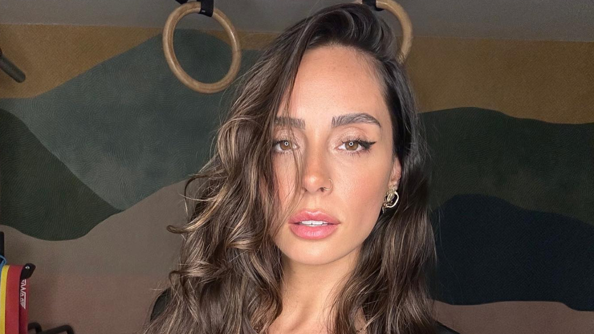 Hepsi Grubu'nun solisti Yasemin Yürük direğe çıkıp şov yaptı