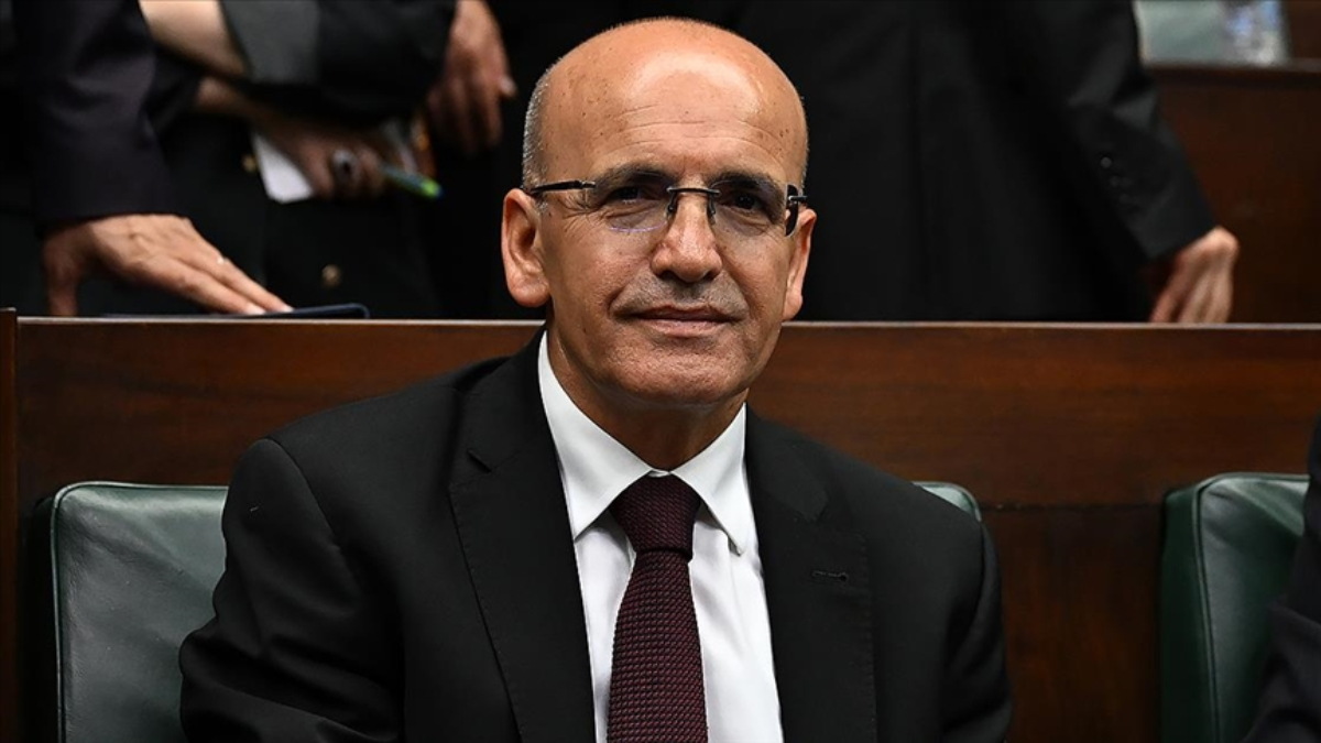 Mehmet Şimşek: Cari açık, turizmdeki patlama ile daralacak