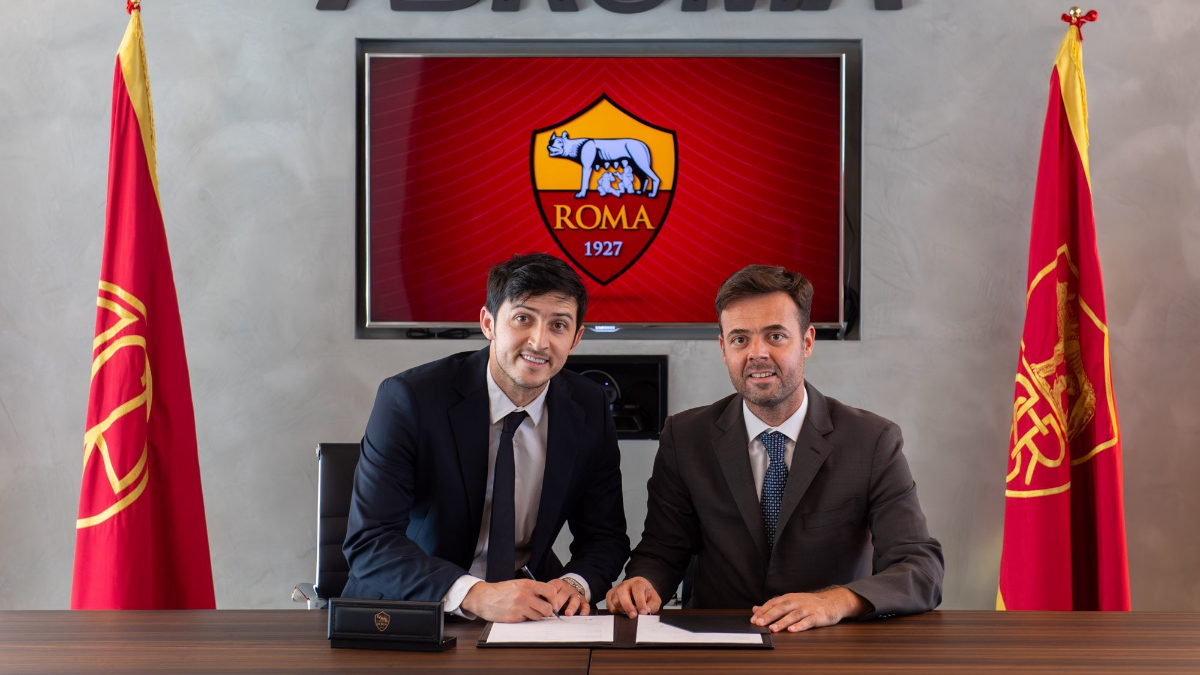 Sardar Azmoun resmen Roma'da
