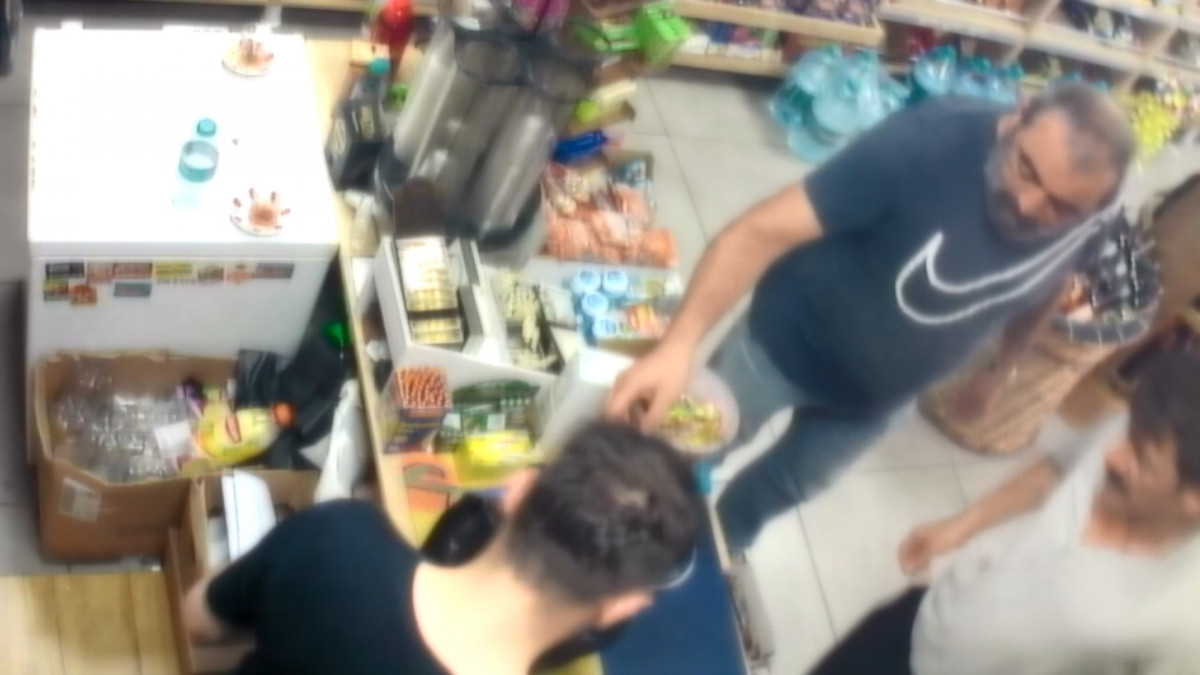 İstanbul'da arkadaşına bıçakla saldırdı: Biri toprağa, diğeri cezaevine girdi