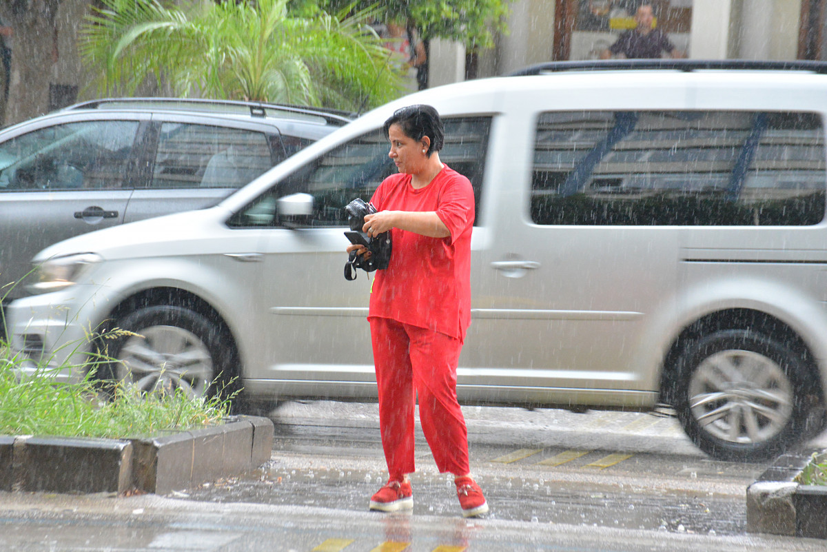 Adana ağustos ayında sele teslim oldu!