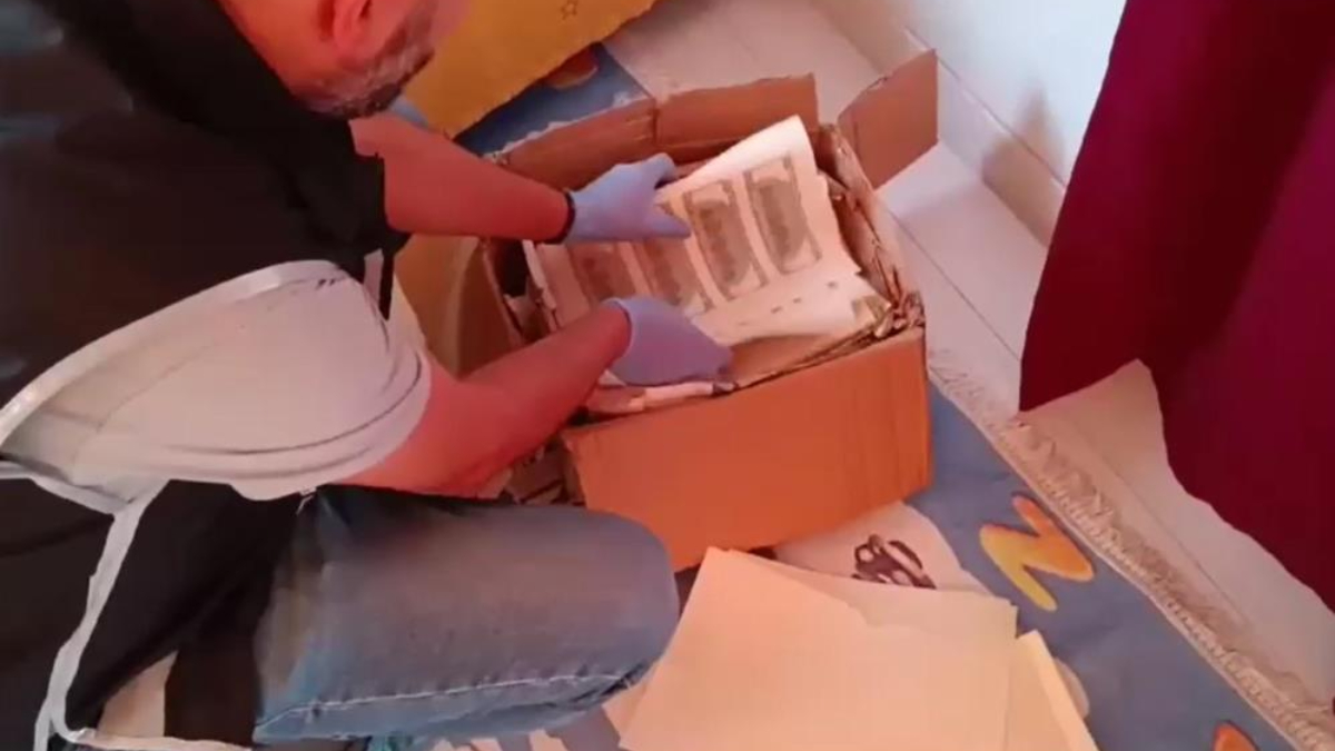 Kocaeli'de sahte dolar operasyonu: Matbaa kurup bastılar