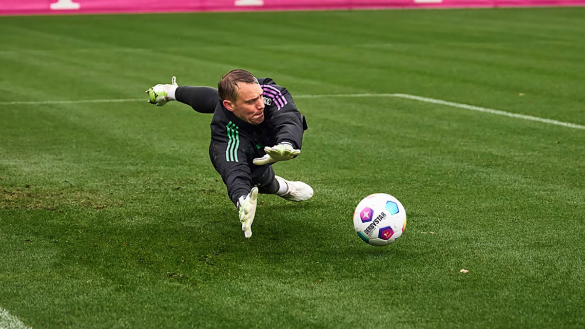 Manuel Neuer, 9 ay sonra idmanlara başladı