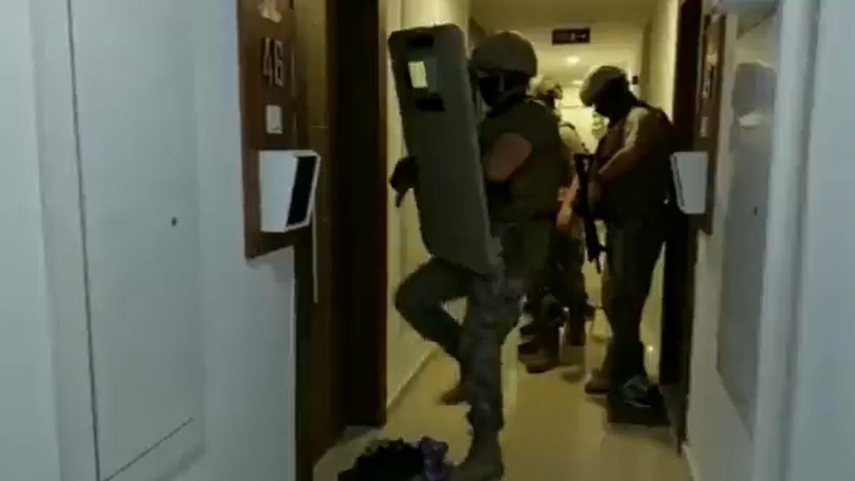 Polis memuru Hakan Telli'yi şehit eden uyuşturucu tacirlerine operasyon: 39 gözaltı