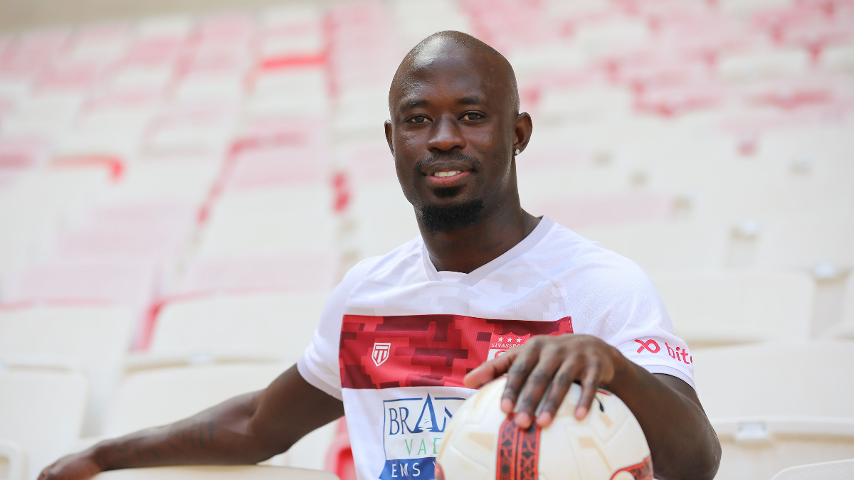 Sivasspor, Modou Barrow’u kiraladı