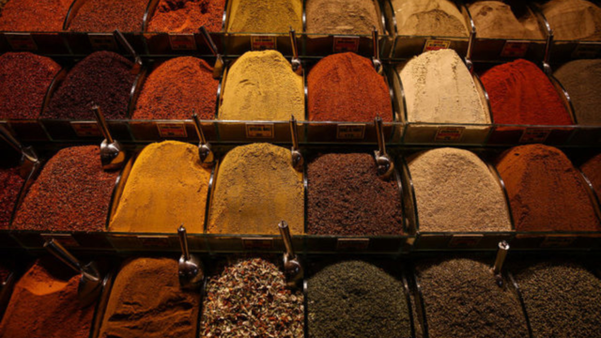 1 kaşığı unutkanlığa birebir! Hafızayı çelik gibi yapıyor... Duyan masasından eksik etmeyecek!