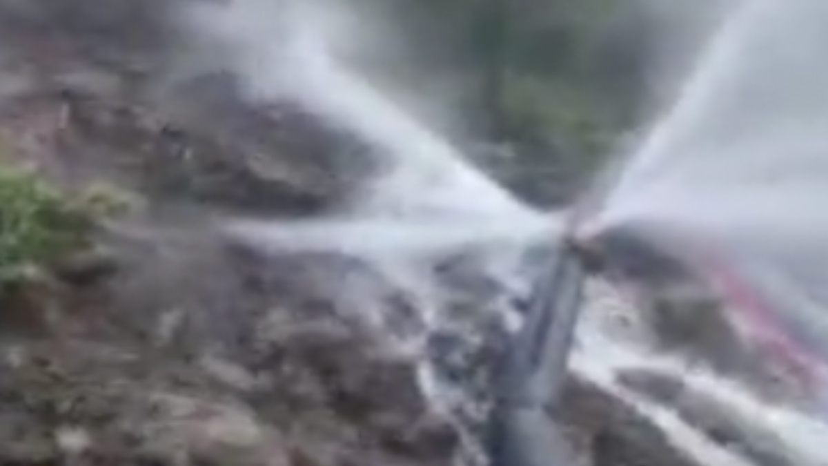 Artvin'de sağanak sonucu heyelan yaşandı