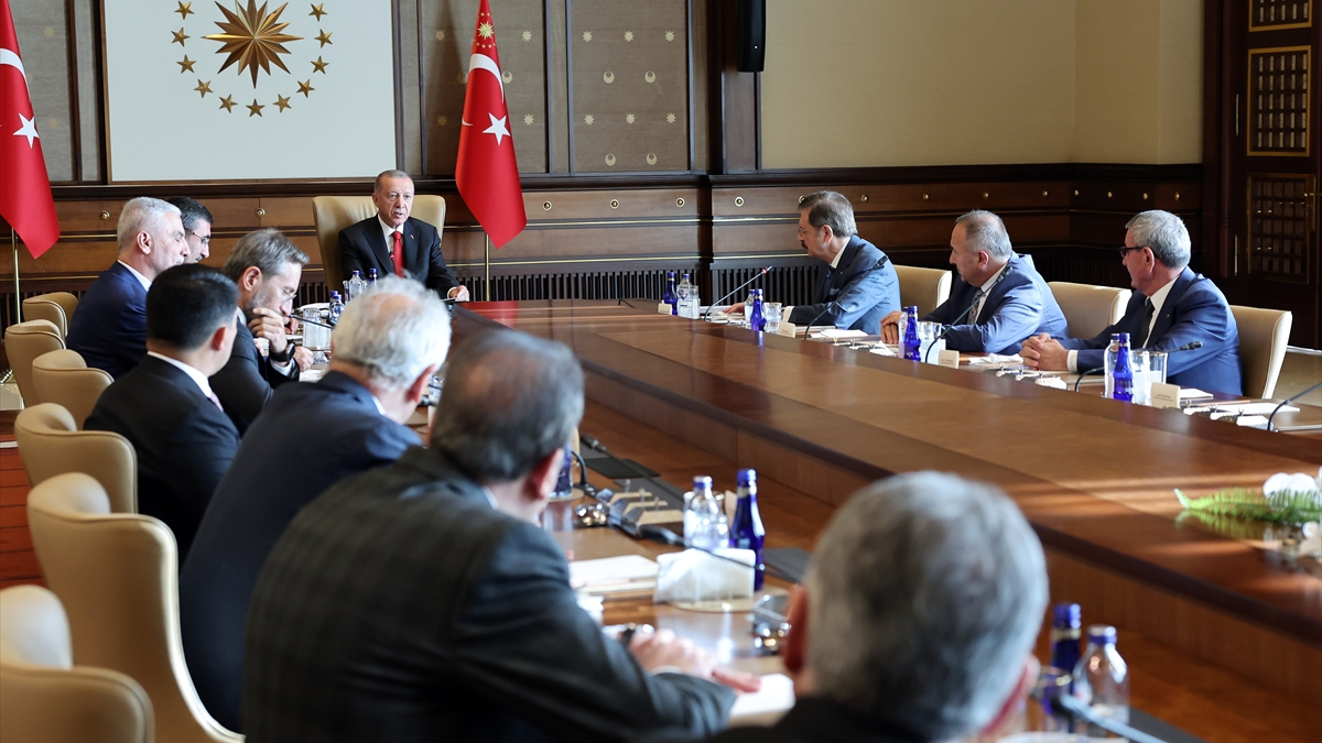 Cumhurbaşkanı Erdoğan'dan Orta Vadeli Program’la ilgili açıklama