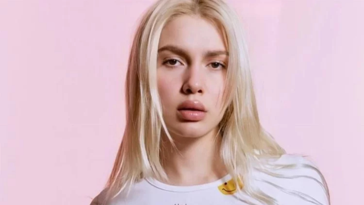 Aleyna Tilki'den bikinili pozlar