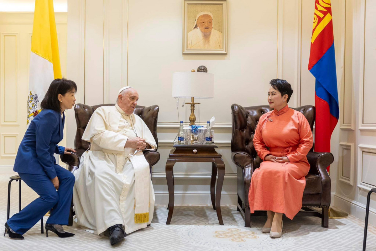 Papa Francis'ten Moğolistan'a ziyaret