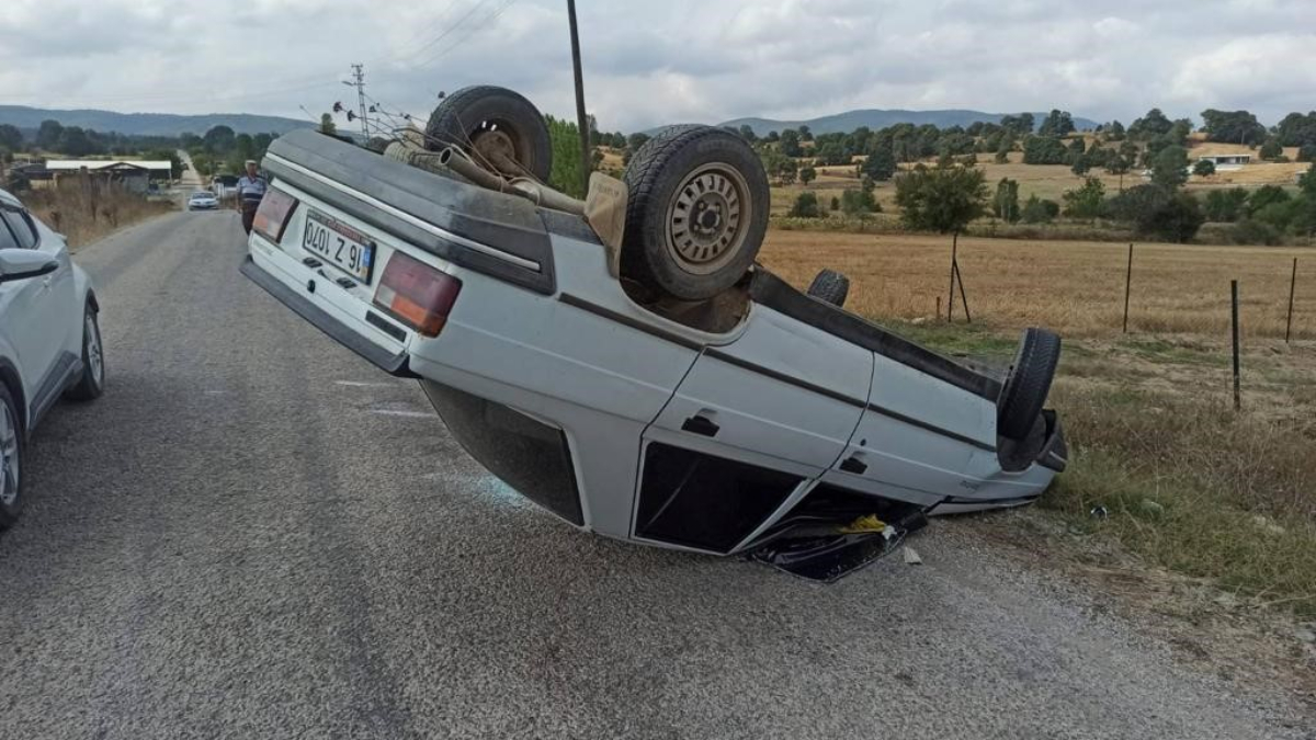 Bilecik’te otomobil takla attı: 2 kişi yaralandı