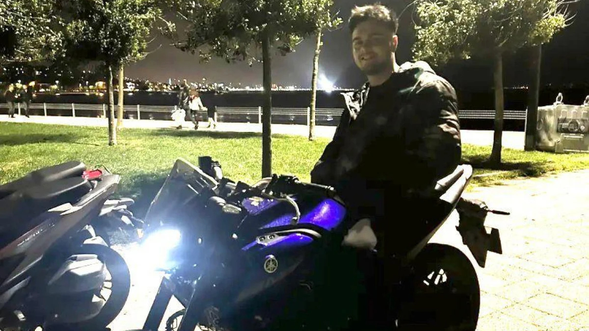 İstanbul'da bariyerlere çarpan motosiklet sürücüsü hayatını kaybetti