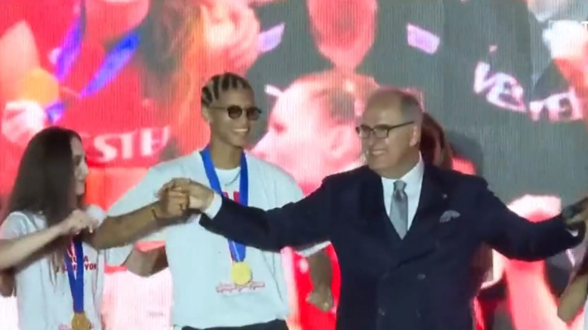 Filenin Sultanları, Avrupa şampiyonluğunu kutladı