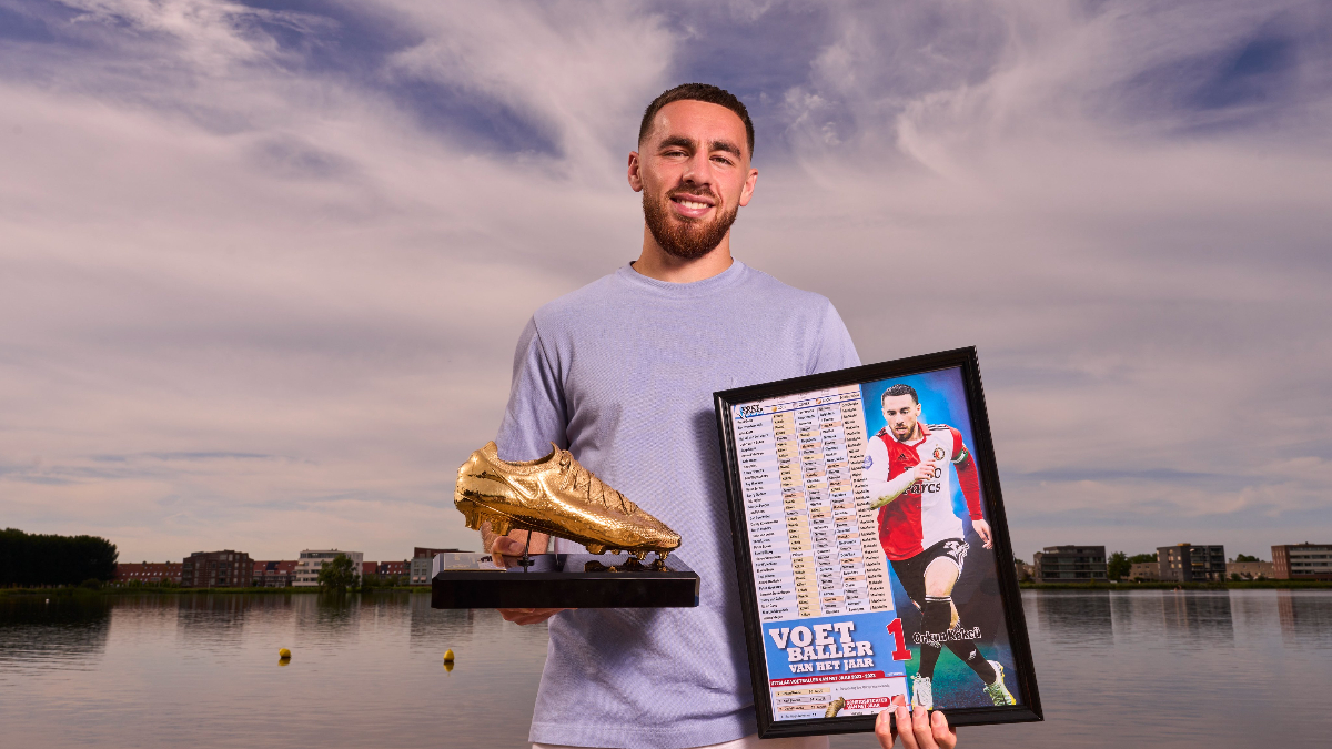 Orkun Kökçü, Hollanda'da yılın futbolcusu seçildi