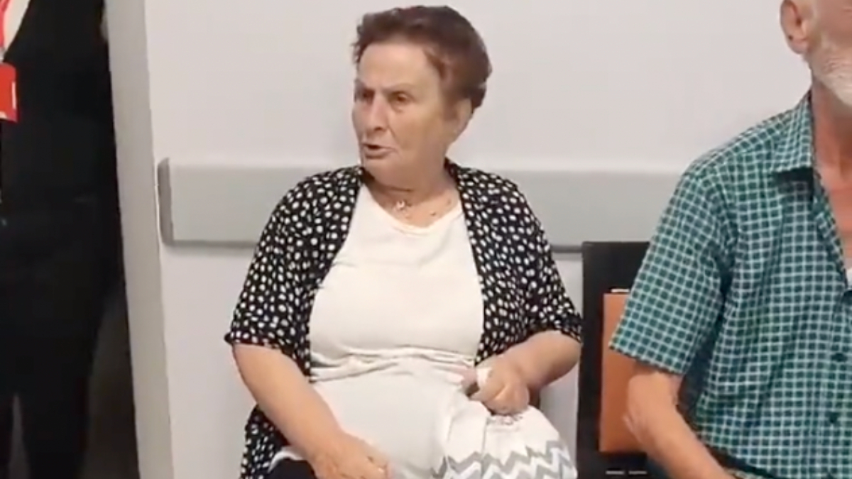 Trabzon'da tesettürlülere hakaret eden kadın