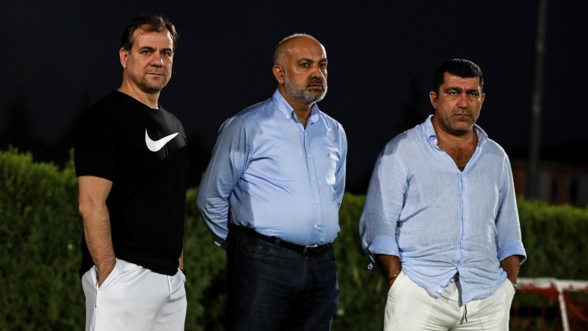 Ali Çamlı: Çağdaş Atan'ın ayrılmasıyla transfer tahtasının açılmamasının alakası yok