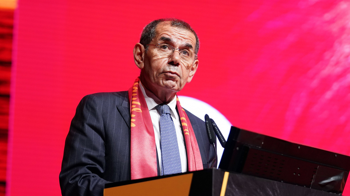 Dursun Özbek: Türk futbol tarihinin piyasa değeri en yüksek kadrosunu kurduk