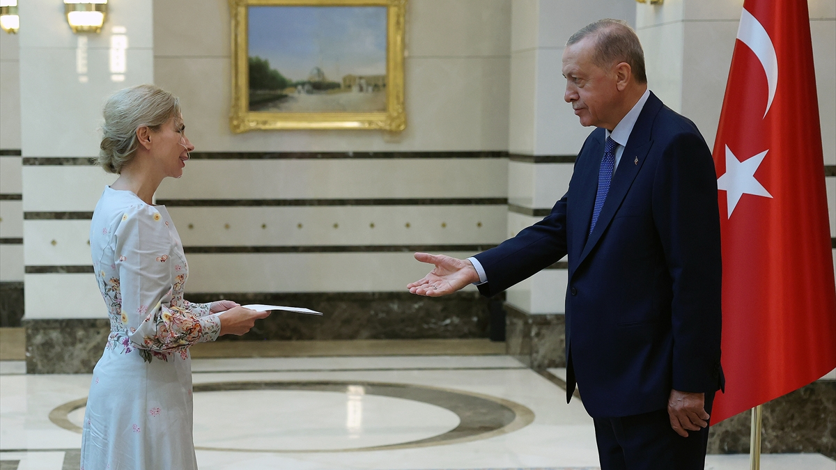 İsveç Büyükelçisi Cumhurbaşkanı Erdoğan'a güven mektubunu sundu